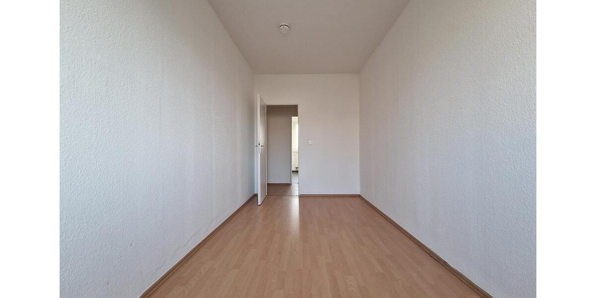 Etagenwohnung Hettstedt - 4 Zimmer, 70 m&sup2;, 330&euro; | Angebot:25366013