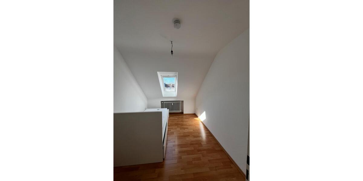 Dachgeschoßwohnung Wuppertal Cronenberg - 3 Zimmer, 64 m&sup2;, 520&euro; | Angebot:26636785
