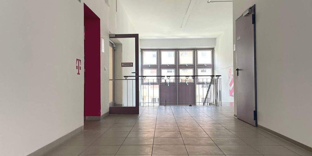 Gewerbeobjekt Bamberg Gereuth - 9 Zimmer, 355 m&sup2;, 3.750&euro; | Angebot:23952027