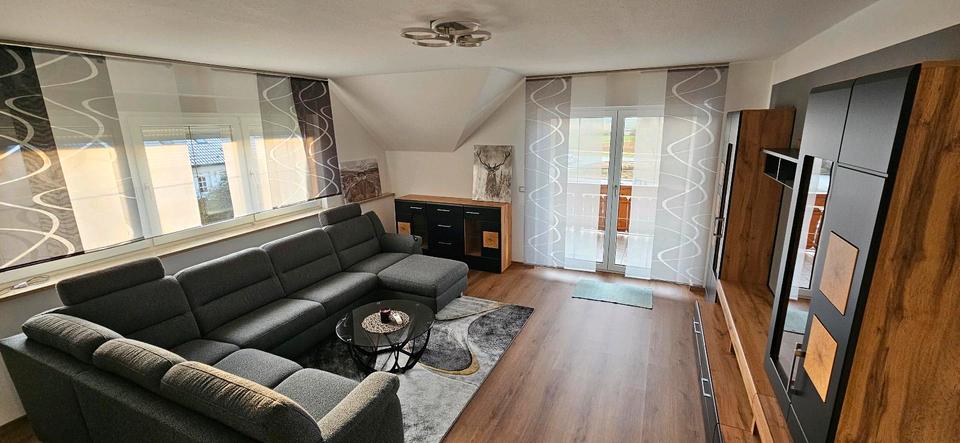 Dachgeschoßwohnung Buttenwiesen - 3 Zimmer, 72 m&sup2;, 1.000&euro; | Angebot:24400878