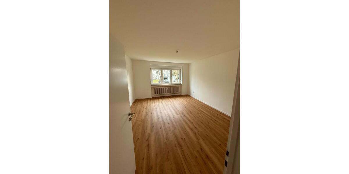 Etagenwohnung Coburg - 3 Zimmer, 77 m&sup2;, 715&euro; | Angebot:25705633