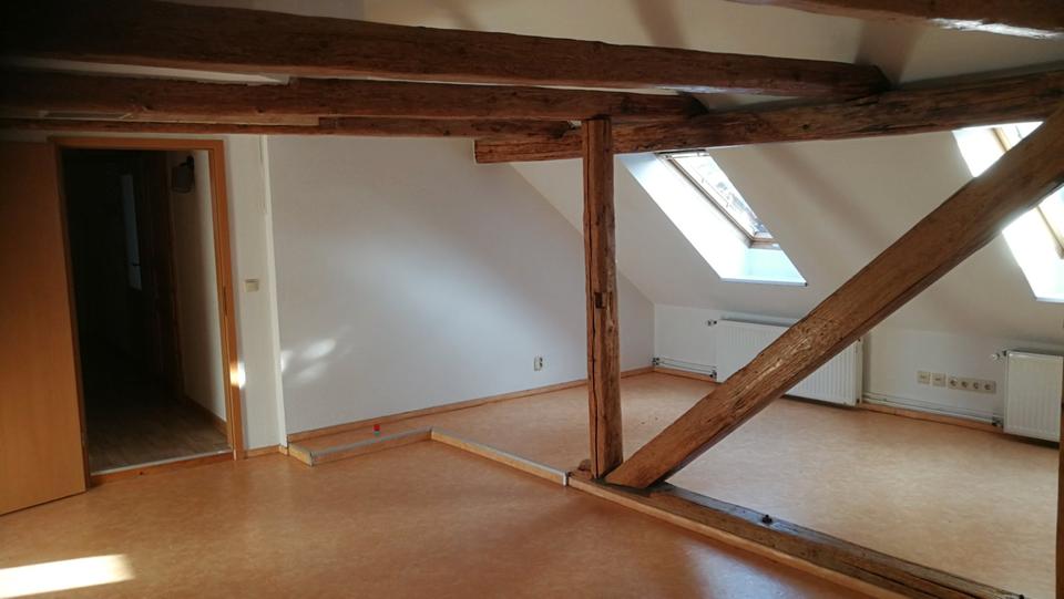 Dachgeschoßwohnung Blankenburg (Harz) - 3 Zimmer, 80 m&sup2;, 500&euro; | Angebot:26062886