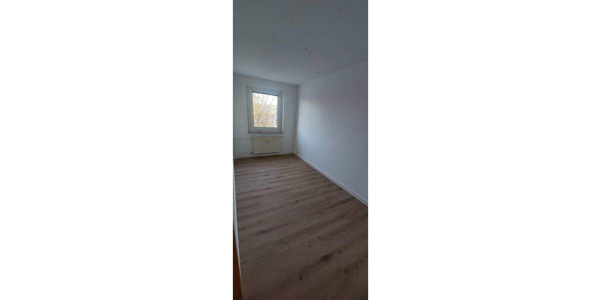 Etagenwohnung Stralsund Knieper West - 3 Zimmer, 60 m&sup2;, 410&euro; | Angebot:25702220