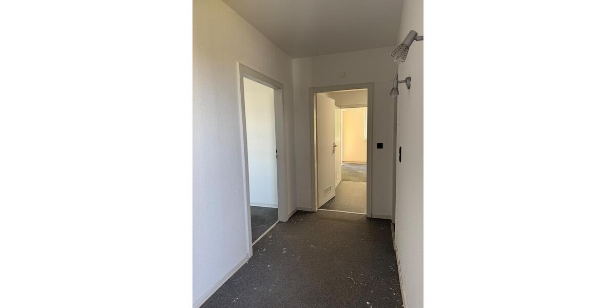 Etagenwohnung Helmstedt - 3 Zimmer, 82 m&sup2;, 595&euro; | Angebot:26235155