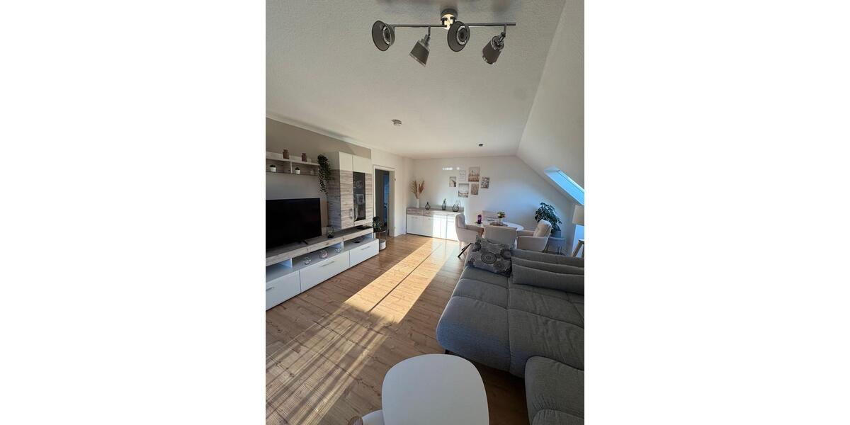 Dachgeschoßwohnung Steinwiesen - 2 Zimmer, 65 m&sup2;, 340&euro; | Angebot:26272782