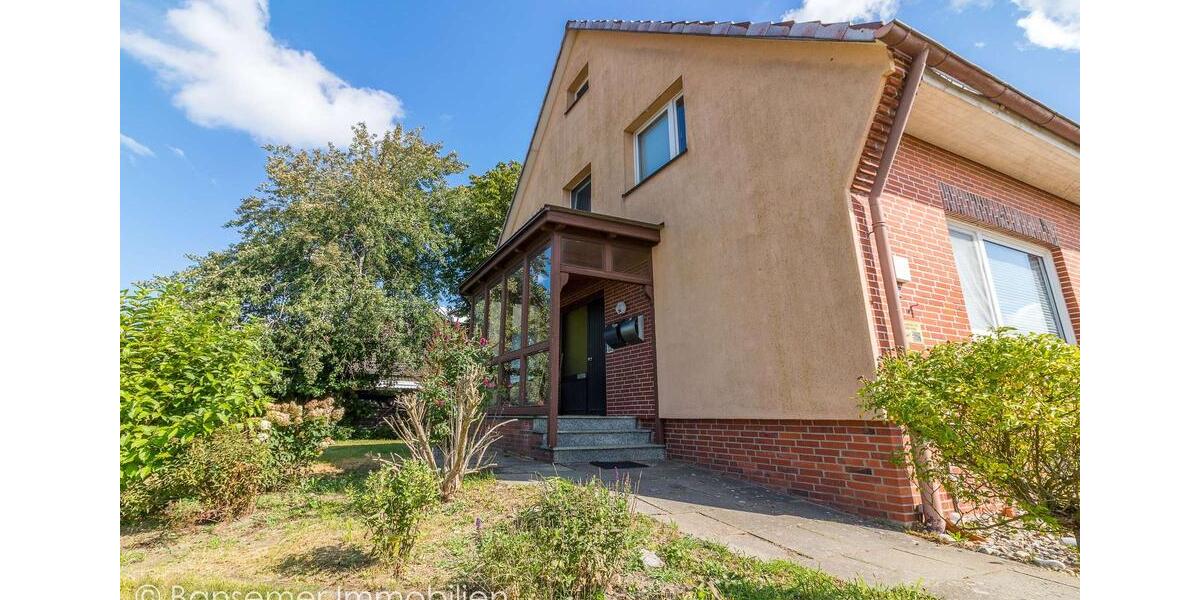 Dachgeschoßwohnung Dollern - 4 Zimmer, 98 m&sup2;, 735&euro; | Angebot:23049589