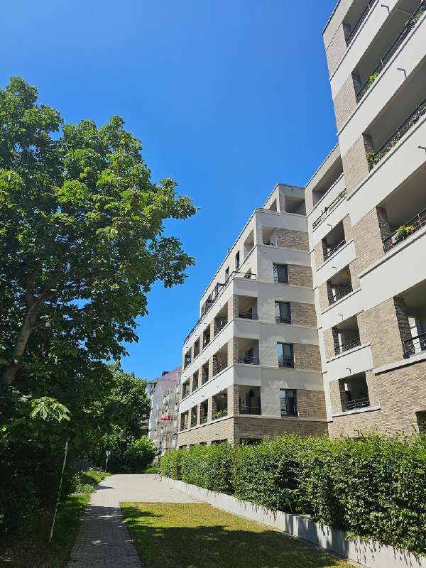 Wohnung zum Mieten in Dresden 1.475 € 98.36 m² 4 zimmer