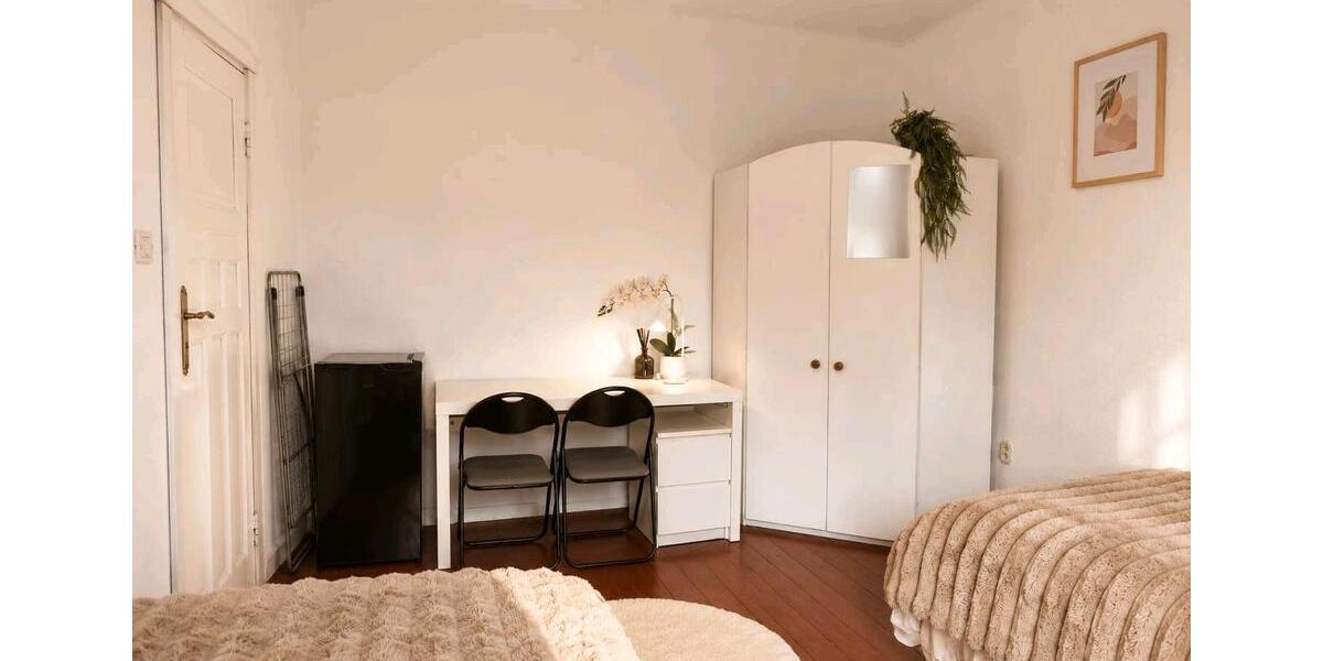 Etagenwohnung Berlin Treptow-Köpenick - 1 Zimmer, 16 m&sup2;, 950&euro; | Angebot:26580002