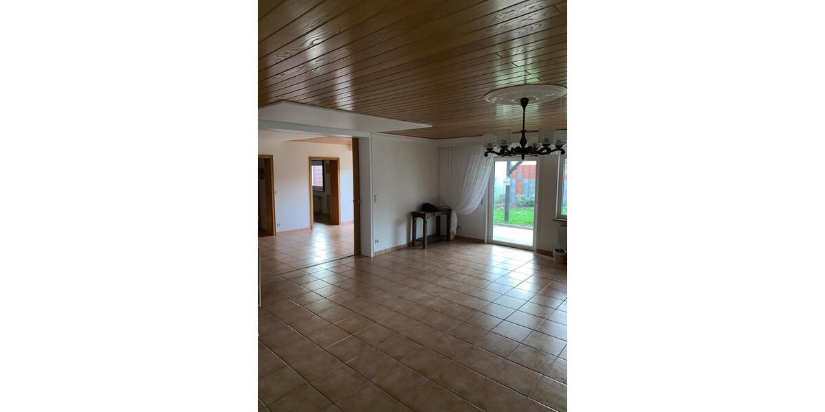 Doppelhaushälfte Moringen - 5 Zimmer, 146 m&sup2;, 950&euro; | Angebot:24731470