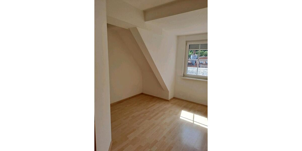 Dachgeschoßwohnung Bischofsheim in der Rhön - 1 Zimmer, 89 m&sup2;, 450&euro; | Angebot:24571673