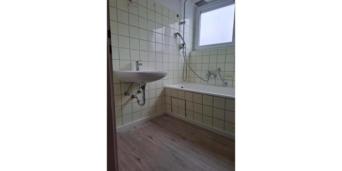Etagenwohnung Ulm Obertalfingen - 3 Zimmer, 80 m&sup2;, 1.230&euro; | Angebot:25237193