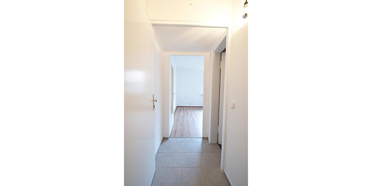 Erdgeschoßwohnung Wuppertal Barmen - 1 Zimmer, 35 m&sup2;, 380&euro; | Angebot:26634716