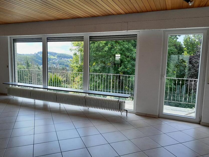 3,5 Zimmer EG Wohnung mit EBK in 51429 Berg. Gladbach
