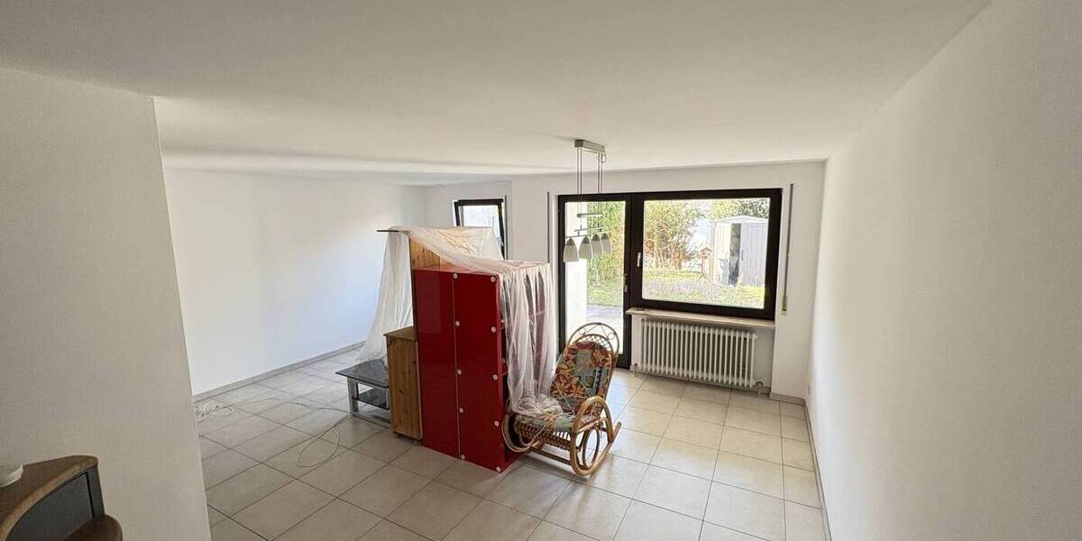 Reihenmittelhaus Neumarkt in der Oberpfalz Neumarkt - 5 Zimmer, 148 m&sup2;, 1.500&euro; | Angebot:25983201