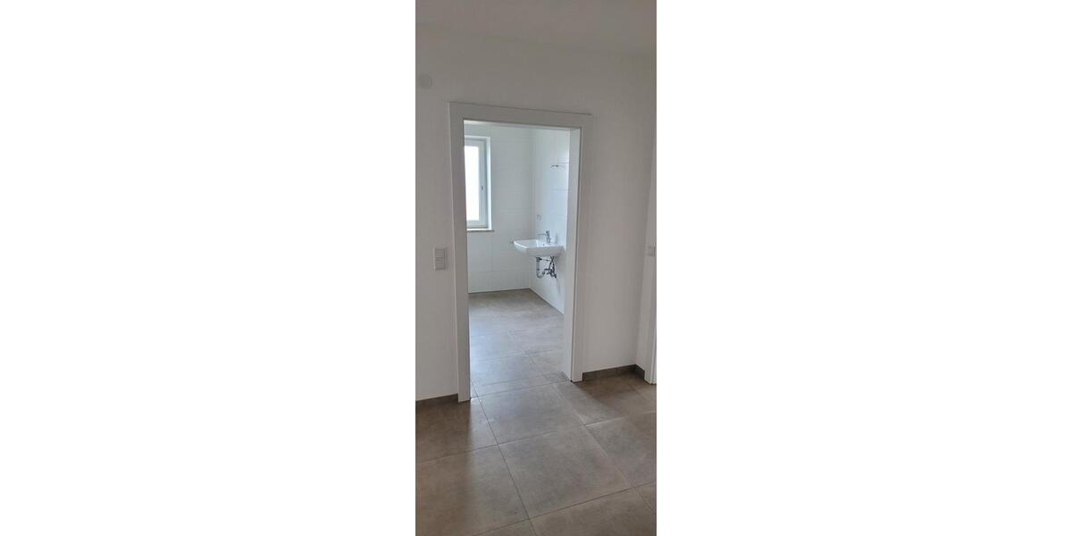 Erdgeschoßwohnung Holzheim - 3.5 Zimmer, 95 m&sup2;, 750&euro; | Angebot:26007901