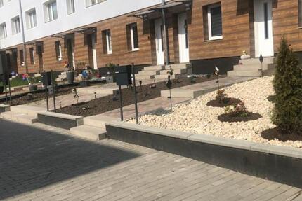 Wunderschöne 4-Raum-Wohnung (Reihenhaus) mit Terrasse u.Garten in Staßßfurt zimmer