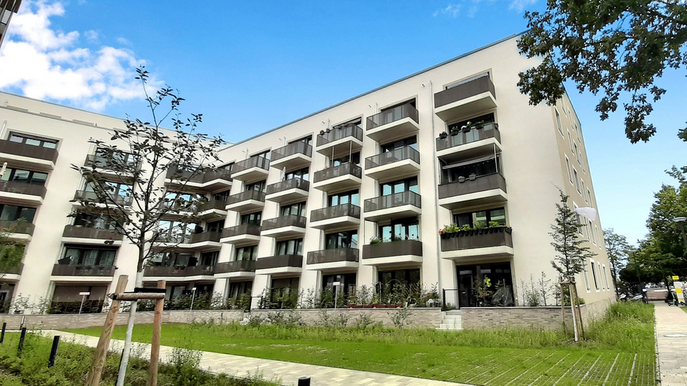 Wohnung zum Mieten in Berlin 785,79 € 55.69 m² 2 zimmer