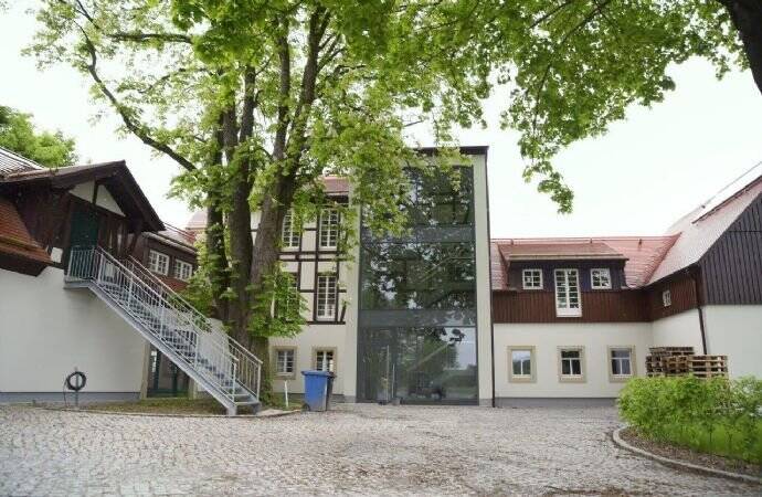 Etagenwohnung Wachau Lomnitz - 4 Zimmer, 160 m&sup2;, 1.480&euro; | Angebot:25797764