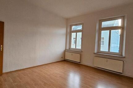 5 Zimmer Wohnung in Werdau zu vermieten 5 zimmer