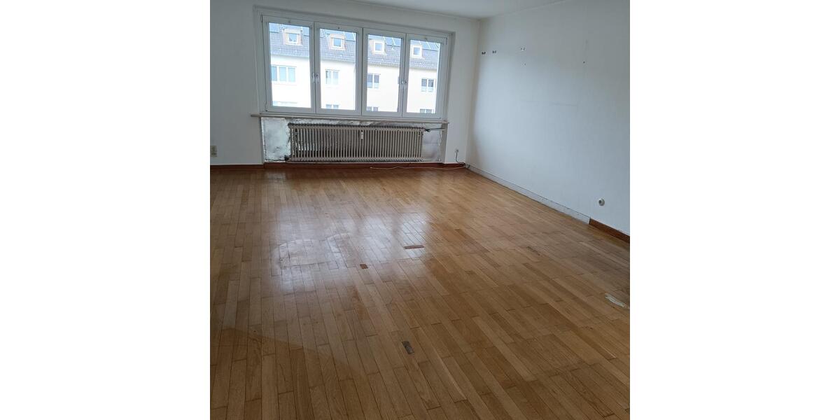 Etagenwohnung Feldkirchen - 3 Zimmer, 86 m&sup2;, 600&euro; | Angebot:25988930