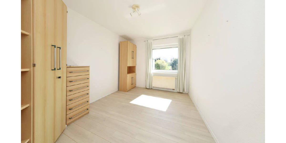 Einfamilienhaus Schortens-Middelsfähr Ostiem - 4 Zimmer, 119 m&sup2;, 1.200&euro; | Angebot:26731319