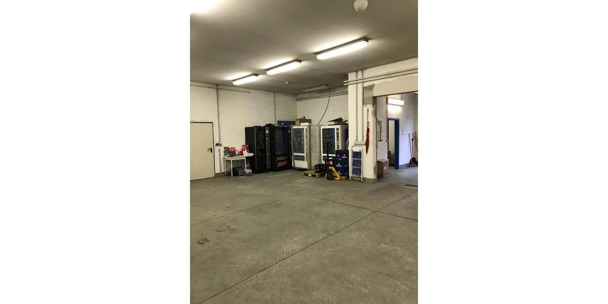 Ebenerdig WerkstattLagerBüro 275 qm 7€qm Rolltor 18107 HRO zimmer
