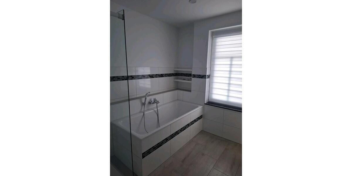 Erdgeschoßwohnung Borna - 3 Zimmer, 110 m&sup2;, 1.200&euro; | Angebot:24680886