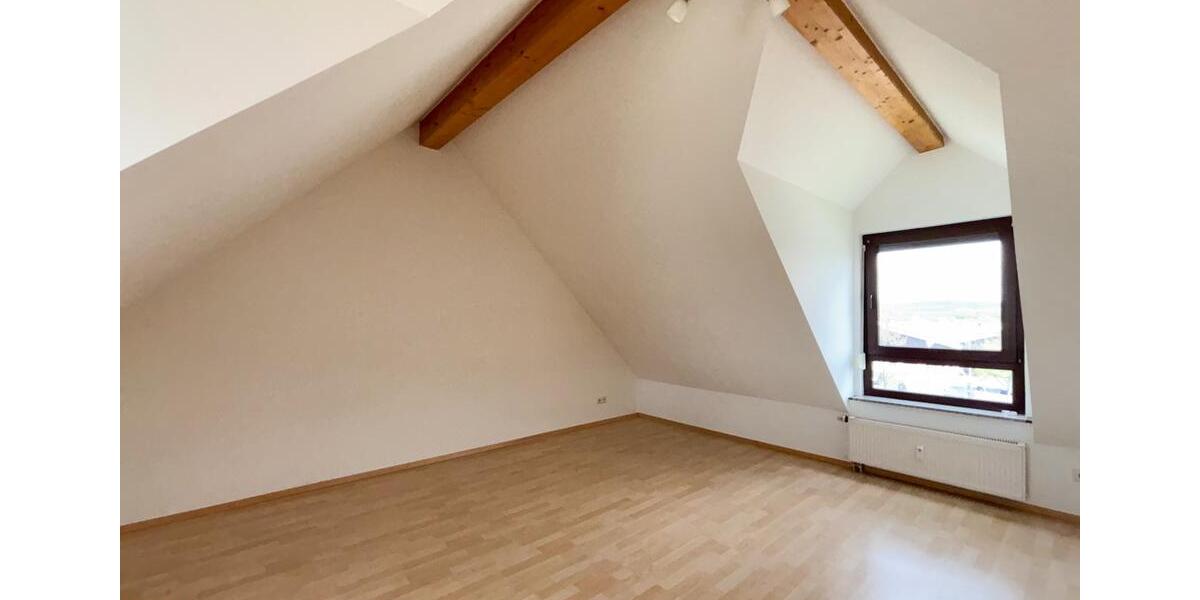 Dachgeschoßwohnung Limburg an der Lahn Linter - 3 Zimmer, 95 m&sup2;, 850&euro; | Angebot:26675526