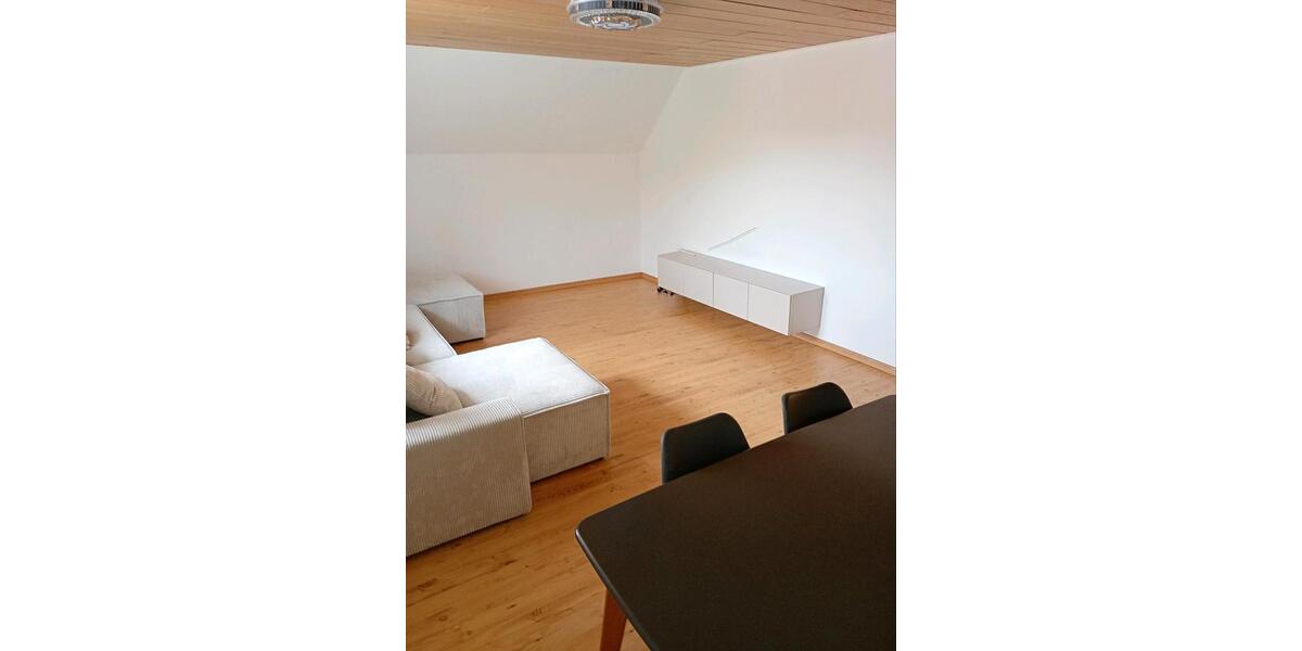 Etagenwohnung Borgholzhausen - 2 Zimmer, 75 m&sup2;, 600&euro; | Angebot:26048110