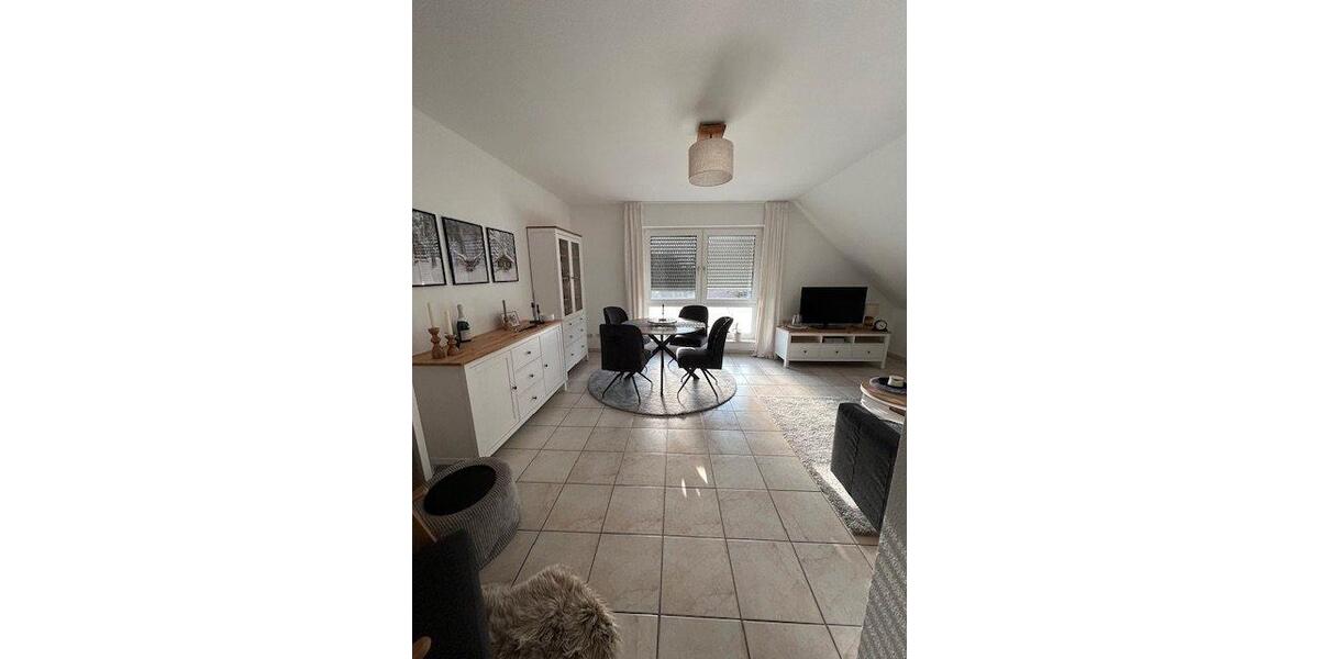 Dachgeschoßwohnung Spelle - 3 Zimmer, 85 m&sup2;, 690&euro; | Angebot:26048290