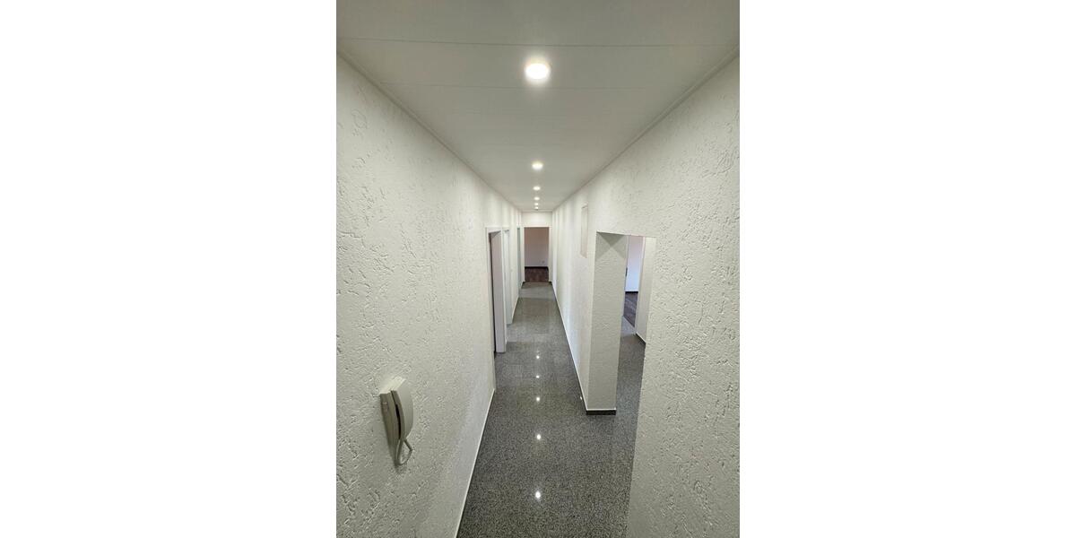 Etagenwohnung Mannheim Sandhofen - 5 Zimmer, 105 m&sup2;, 1.300&euro; | Angebot:26137220