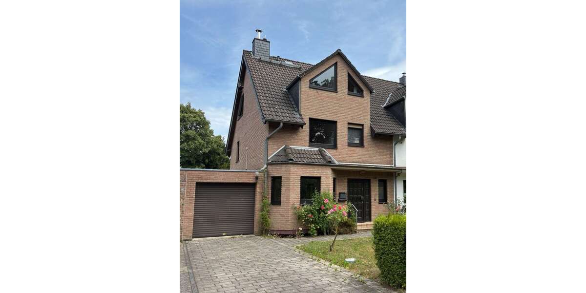 Einfamilienhaus Köln Mülheim - 5.5 Zimmer, 148 m&sup2;, 2.367&euro; | Angebot:27103286