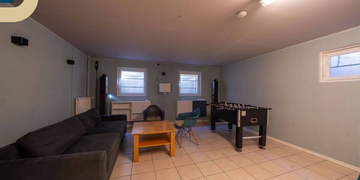 Doppelhaushälfte Halstenbek - 5 Zimmer, 142 m&sup2;, 1.680&euro; | Angebot:26117701