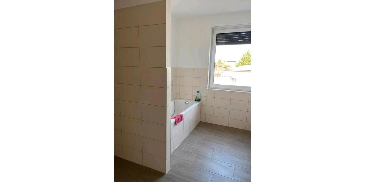 Etagenwohnung Raguhn-Jeßnitz Jeßnitz - 2 Zimmer, 75 m&sup2;, 981&euro; | Angebot:25394585