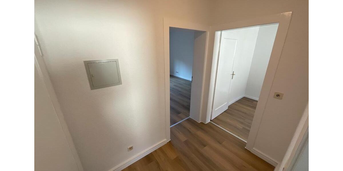 Etagenwohnung Wuppertal Lichtenplatz - 1 Zimmer, 39 m&sup2;, 400&euro; | Angebot:25150676