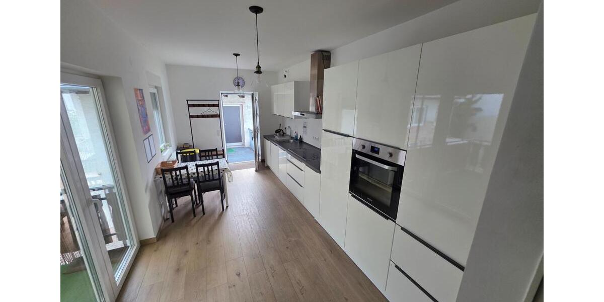 Wohnen auf Zeit Maintal - 12 Zimmer, 200 m&sup2;, 50&euro; | Angebot:21841229