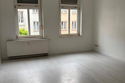 Wohnung Stendal - 3 Zimmer, 84 m&sup2;, 500&euro; | Angebot:27628147