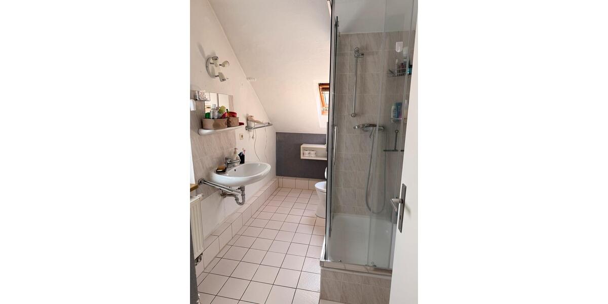 Dachgeschoßwohnung Herford Falkendiek - 3 Zimmer, 75 m&sup2;, 630&euro; | Angebot:26311871