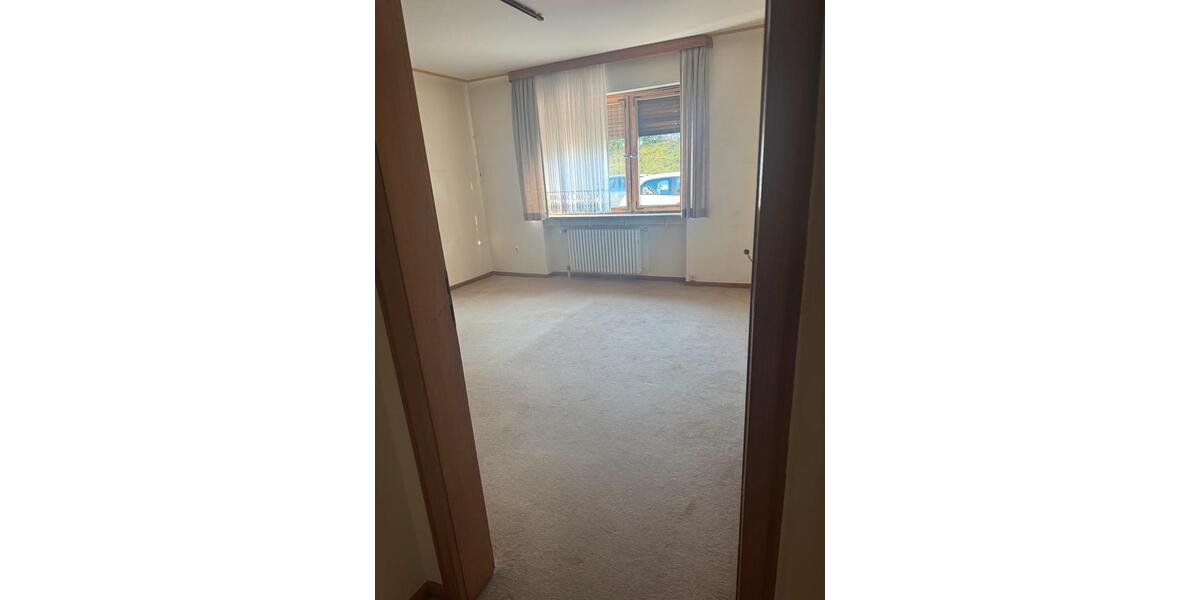 Erdgeschoßwohnung Spiesen-Elversberg Elversberg - 3 Zimmer, 90 m&sup2;, 900&euro; | Angebot:26035530