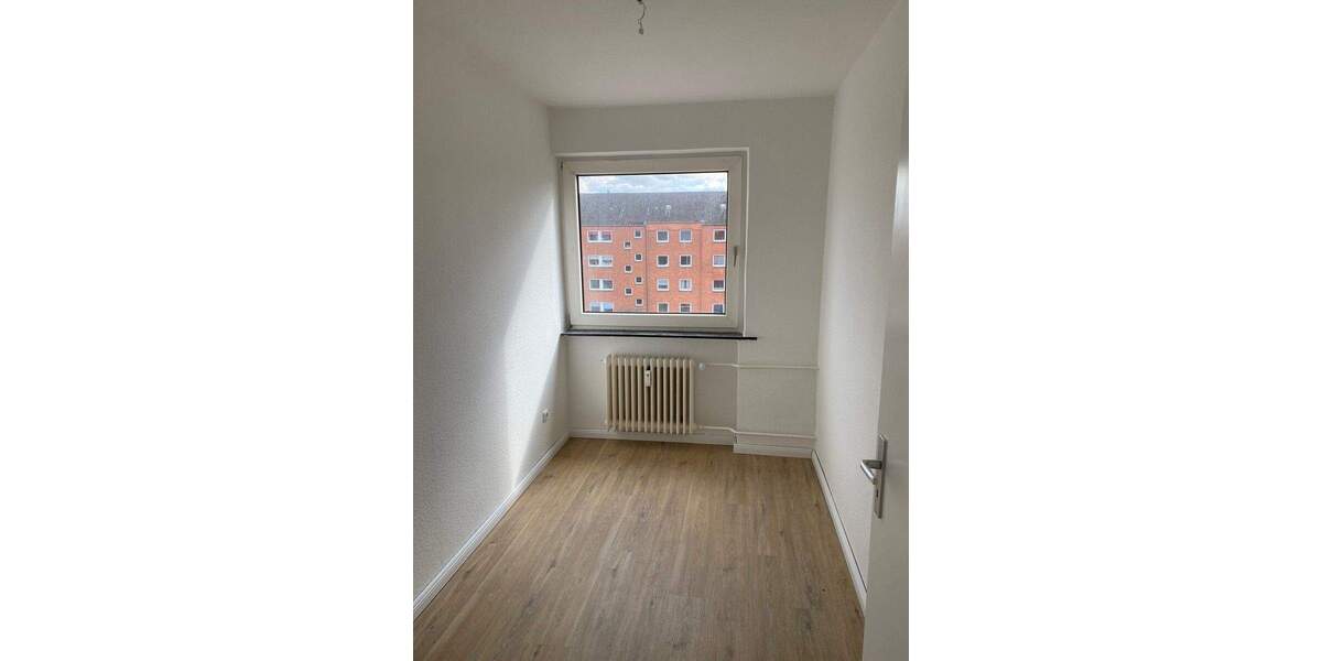 Etagenwohnung Lübeck St. Jürgen - 4 Zimmer, 65 m&sup2;, 650&euro; | Angebot:25725668