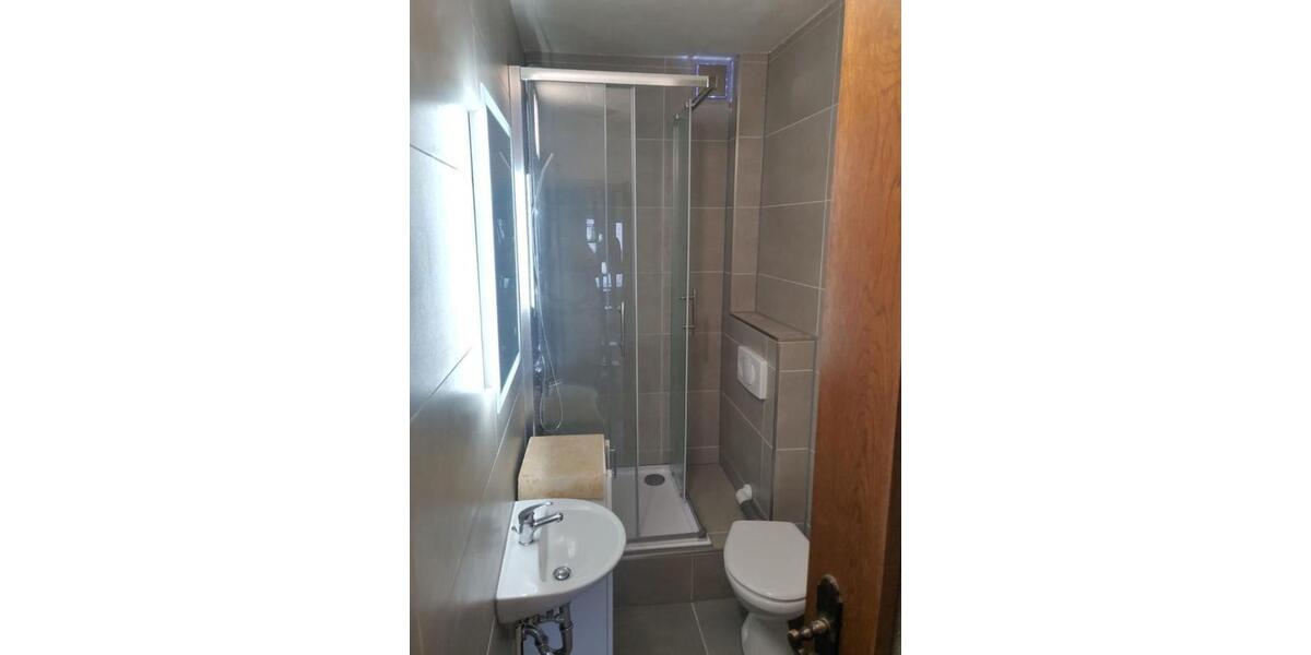 Wohnen auf Zeit Heinsberg - 8 Zimmer, 200 m&sup2;, 600&euro; | Angebot:17959626