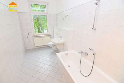 Wohnung zum Mieten in Chemnitz 395 € 83.59 m² 4 zimmer