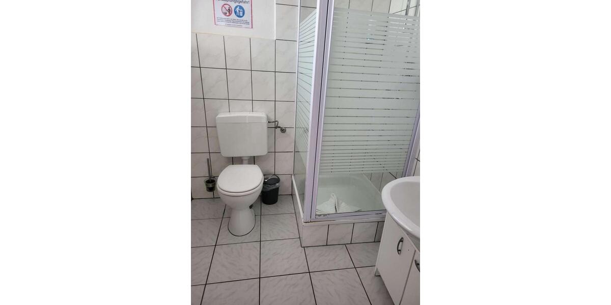 Einfamilienhaus Lübeck Sankt Lorenz Nord - 20 Zimmer, 299 m&sup2;, 2.500&euro; | Angebot:26489485