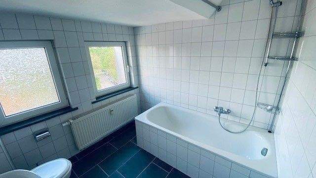 Etagenwohnung Saarbrücken St Johann - 2 Zimmer, 70 m&sup2;, 560&euro; | Angebot:25801642