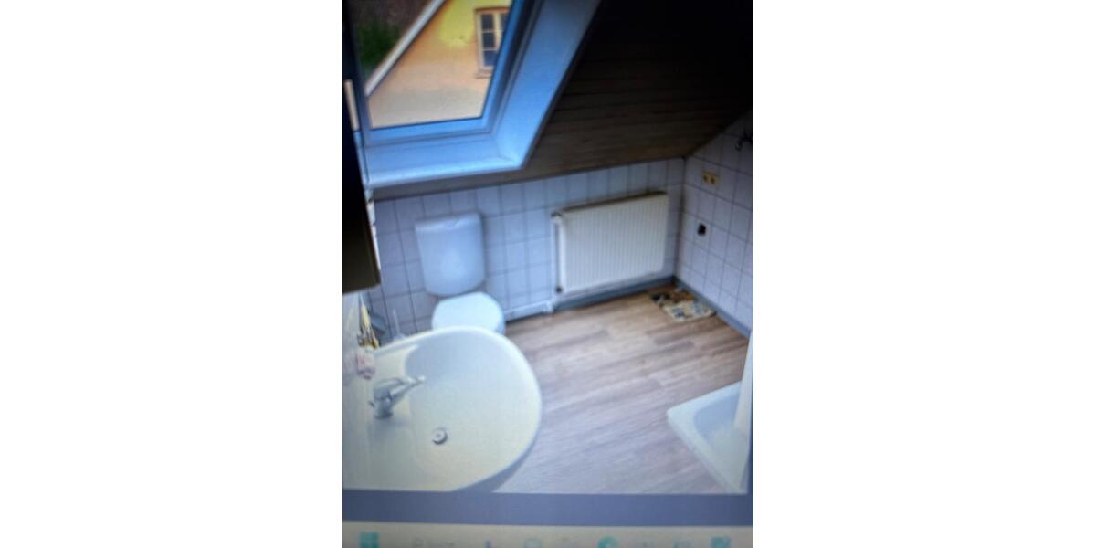 Dachgeschoßwohnung Westerstede - 3 Zimmer, 67 m&sup2;, 595&euro; | Angebot:24643500