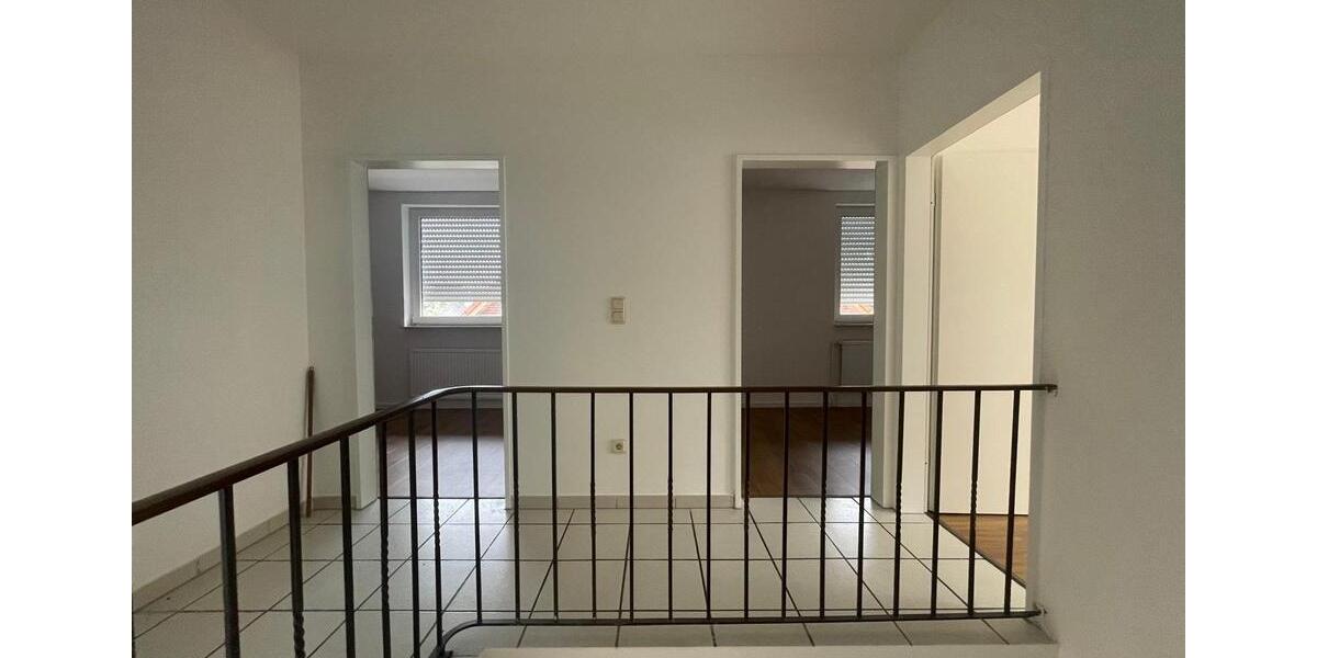 Doppelhaushälfte Papenburg - 4 Zimmer, 120 m&sup2;, 1.000&euro; | Angebot:25075760