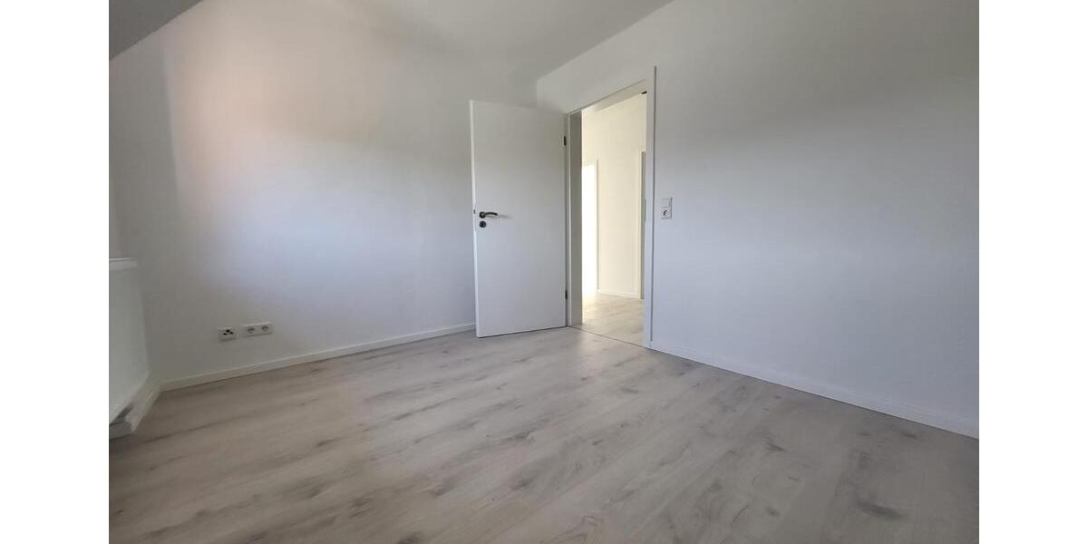Etagenwohnung Burgdorf - 4 Zimmer, 93 m&sup2;, 930&euro; | Angebot:26021921
