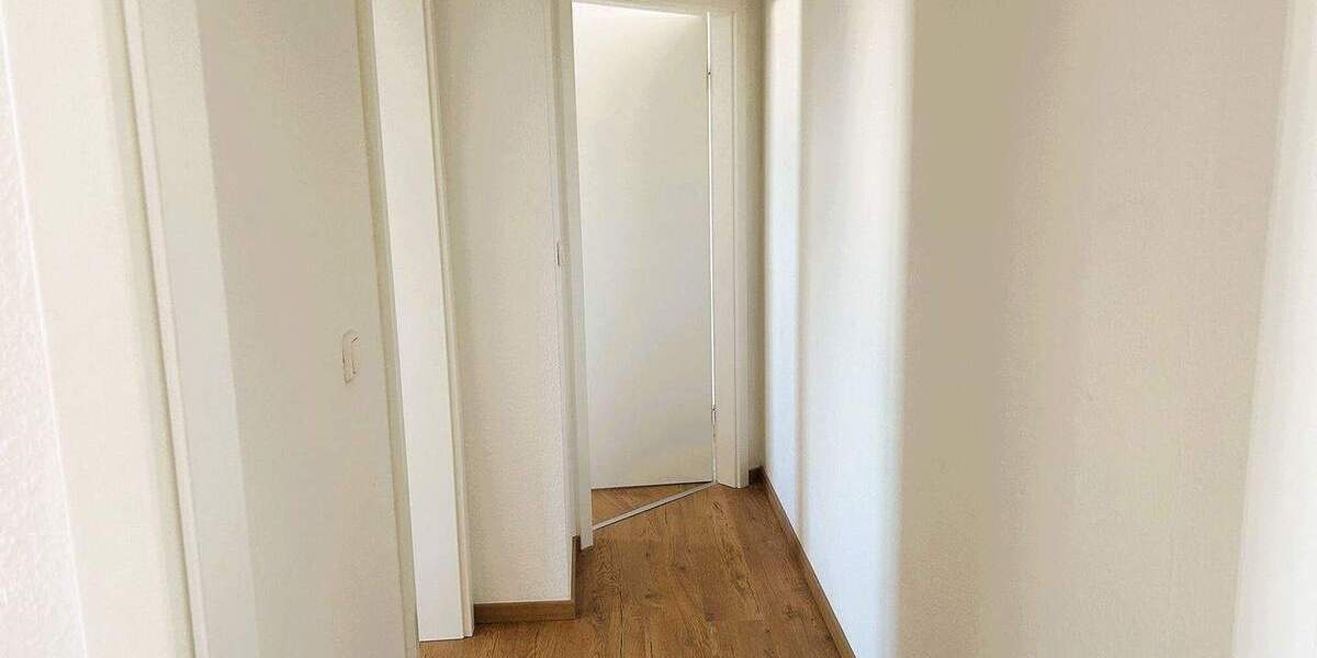 Etagenwohnung Halle (Saale) Innenstadt - 3 Zimmer, 87 m&sup2;, 760&euro; | Angebot:25262303