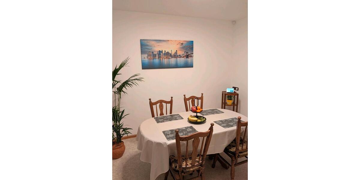 Etagenwohnung Kenn - 6 Zimmer, 90 m&sup2;, 35&euro; | Angebot:25941912