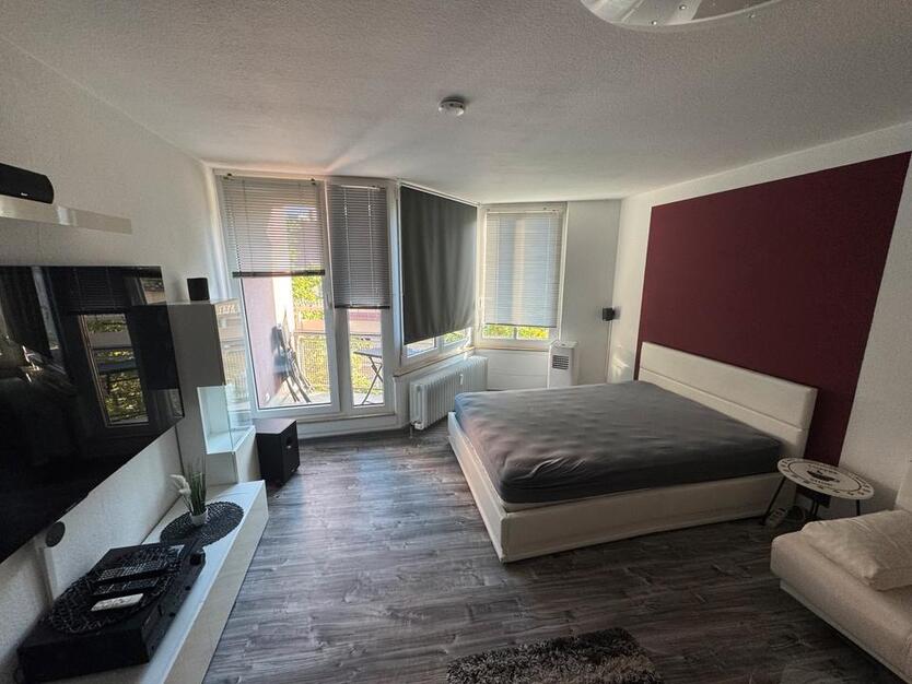 Möblierte 1-Zimmer Wohnung mit Balkon in Innenstadtlage